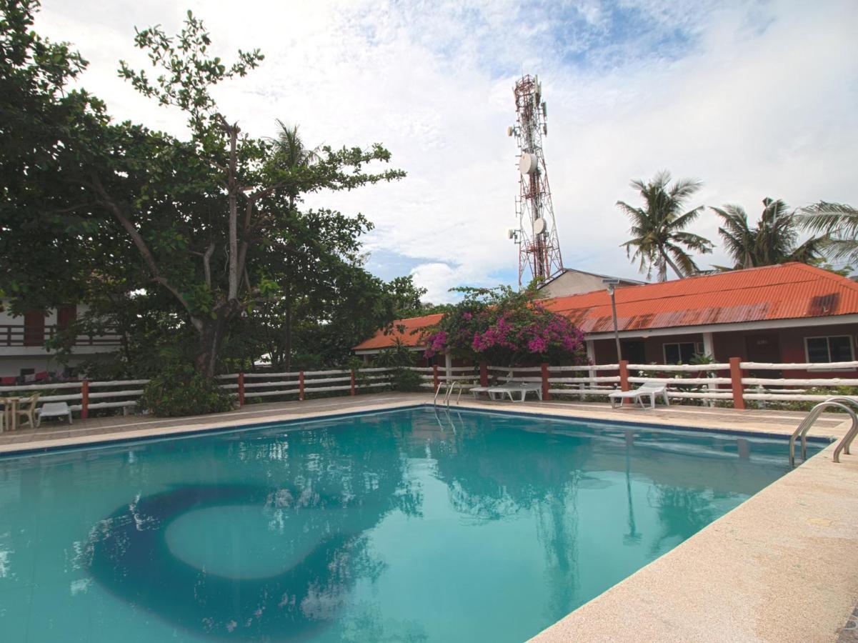 OYO 853 Malapascua Beach And Dive Resort Exterior foto
